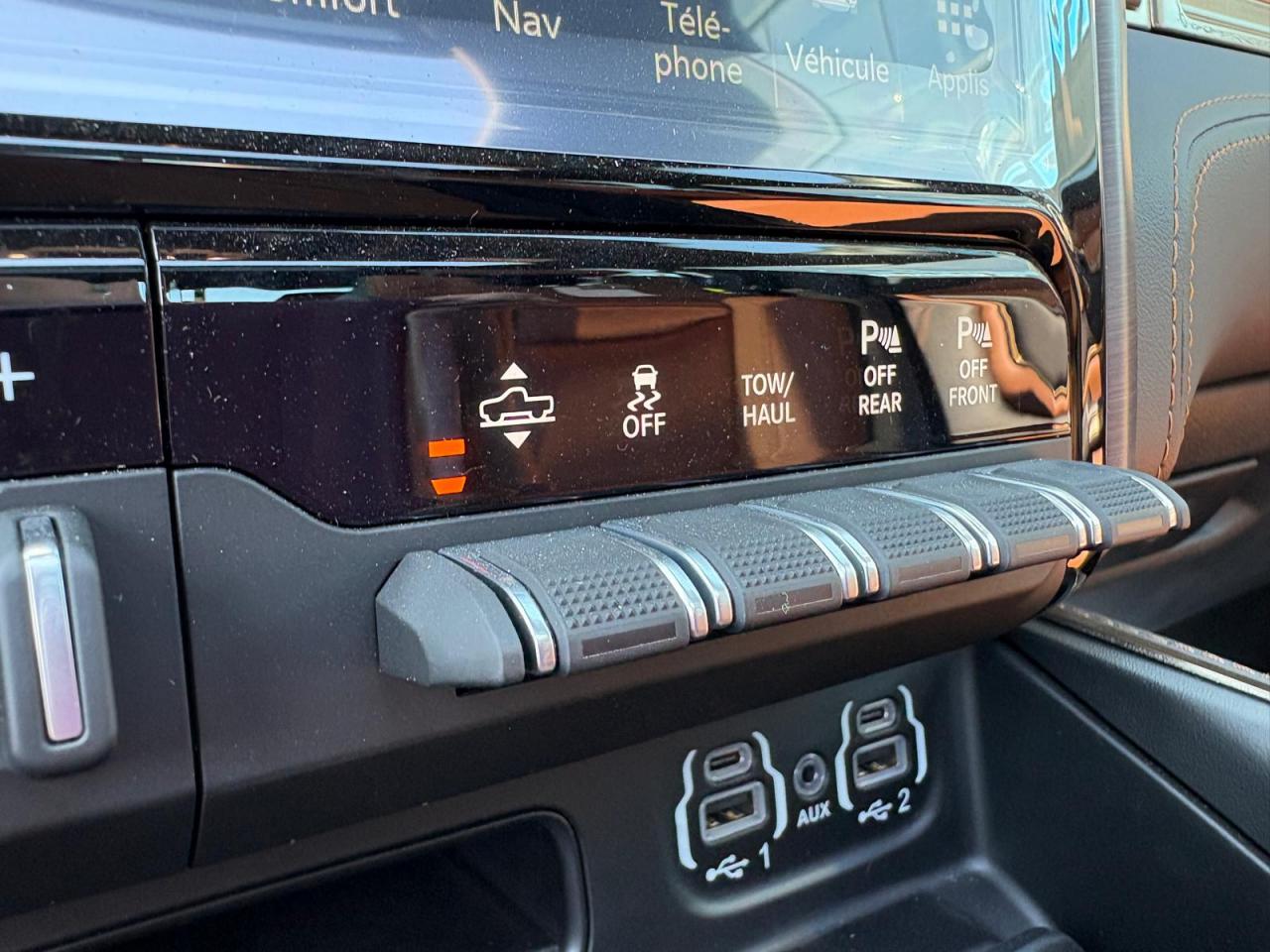 DODGE RAM 1500 CREW LONGHORN AIR