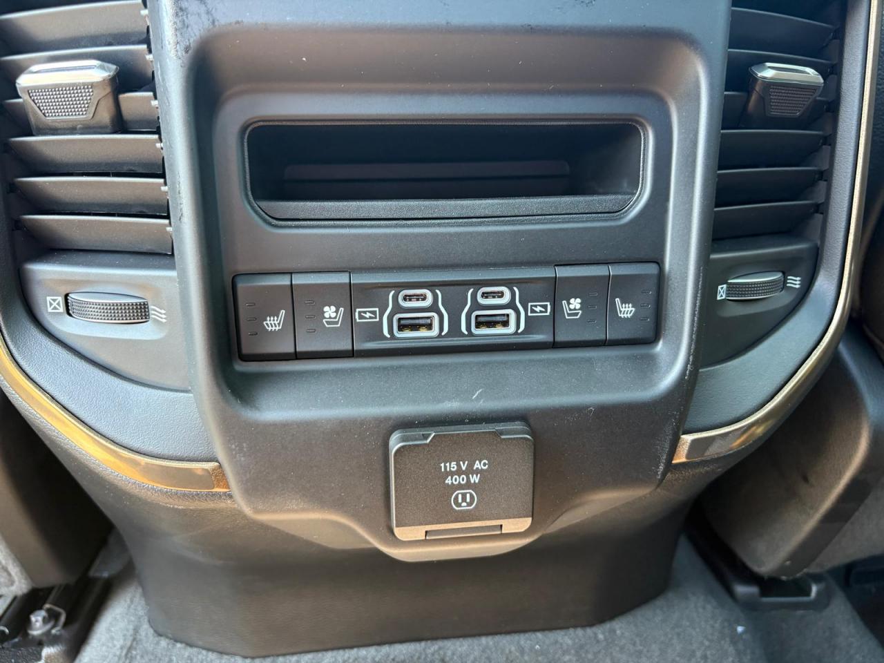 DODGE RAM 1500 CREW LONGHORN AIR