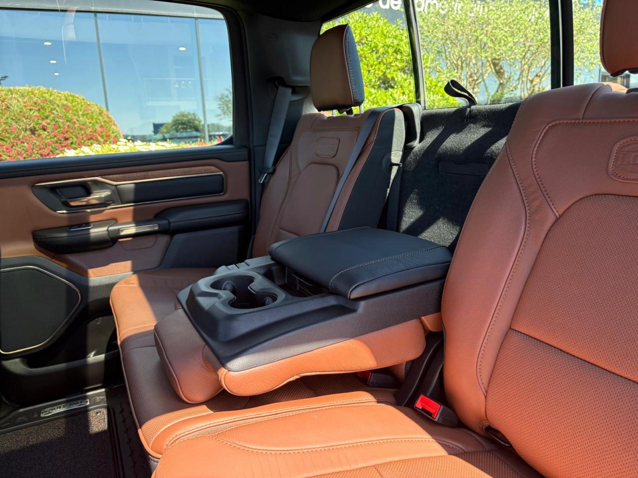 DODGE RAM 1500 CREW LONGHORN AIR