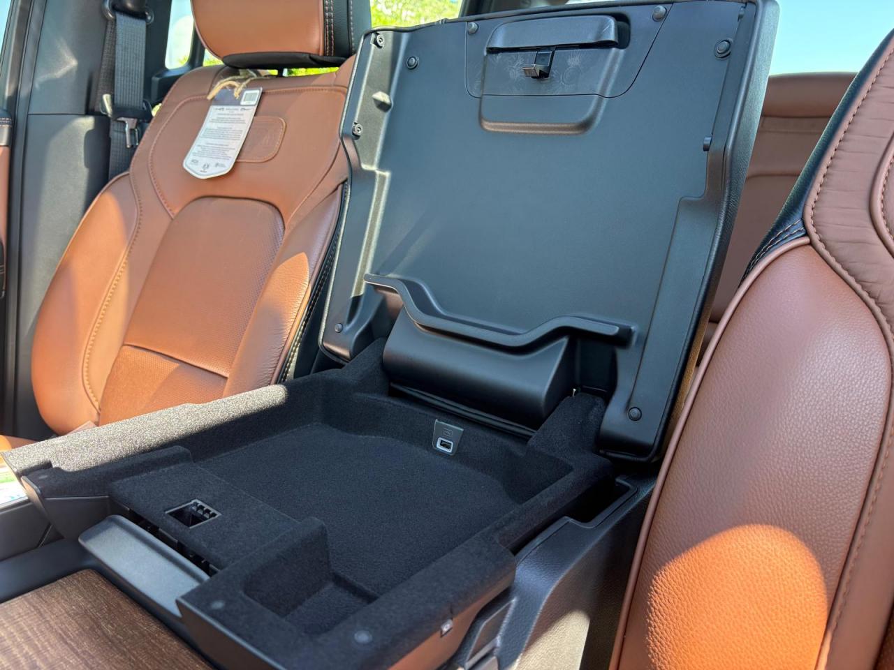 DODGE RAM 1500 CREW LONGHORN AIR