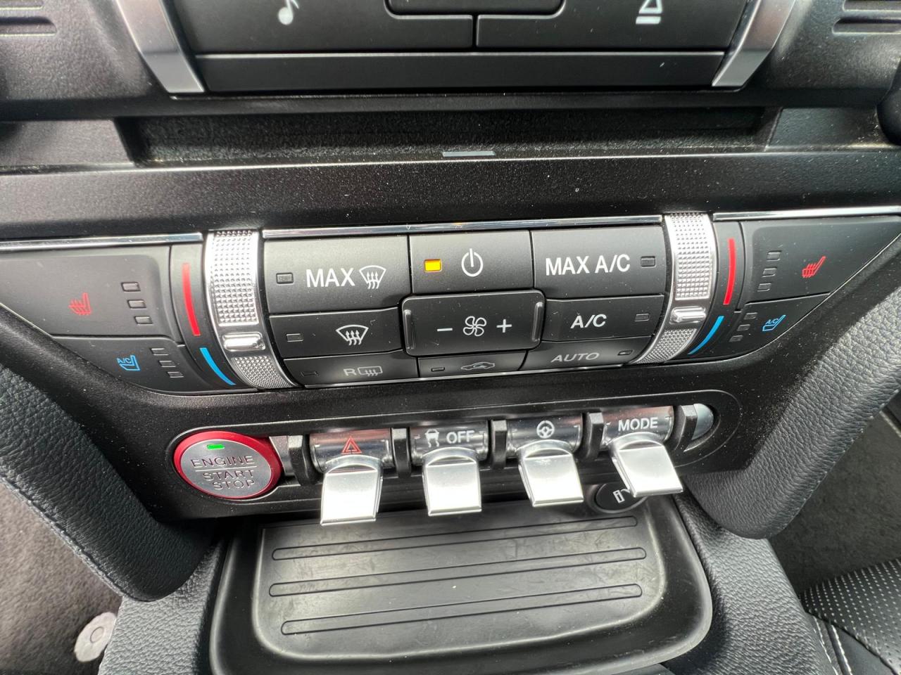 FORD MUSTANG GT CABRIOLET V8 5.0L BVA10