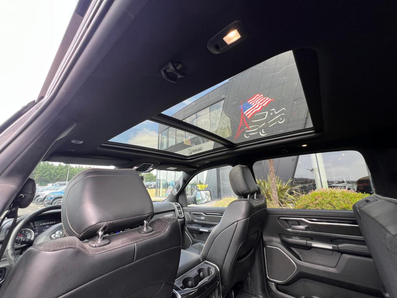 DODGE RAM 1500 CREW LARAMIE SPORT BLACK PACKAGE AIR