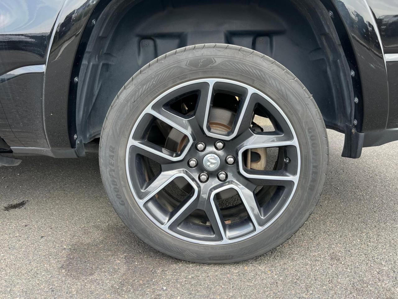 DODGE RAM 1500 CREW LARAMIE SPORT BLACK PACKAGE AIR