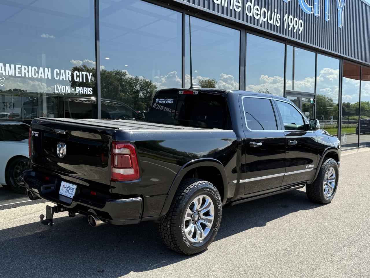 DODGE RAM 1500 CREW LIMITED