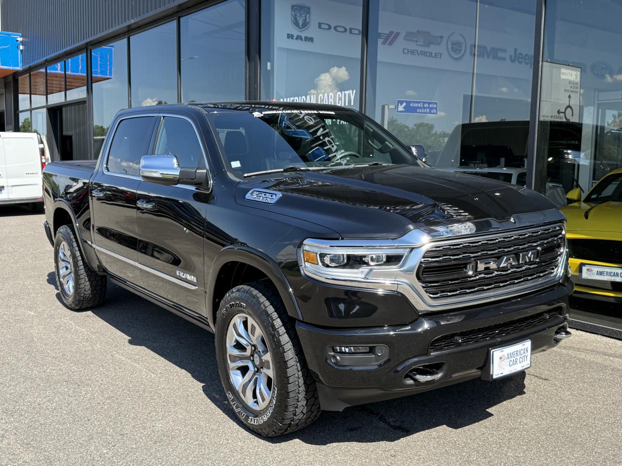 DODGE RAM 1500 CREW LIMITED