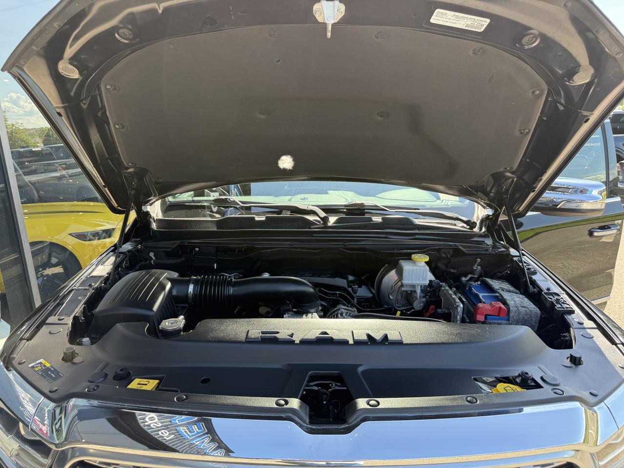 DODGE RAM 1500 CREW LIMITED