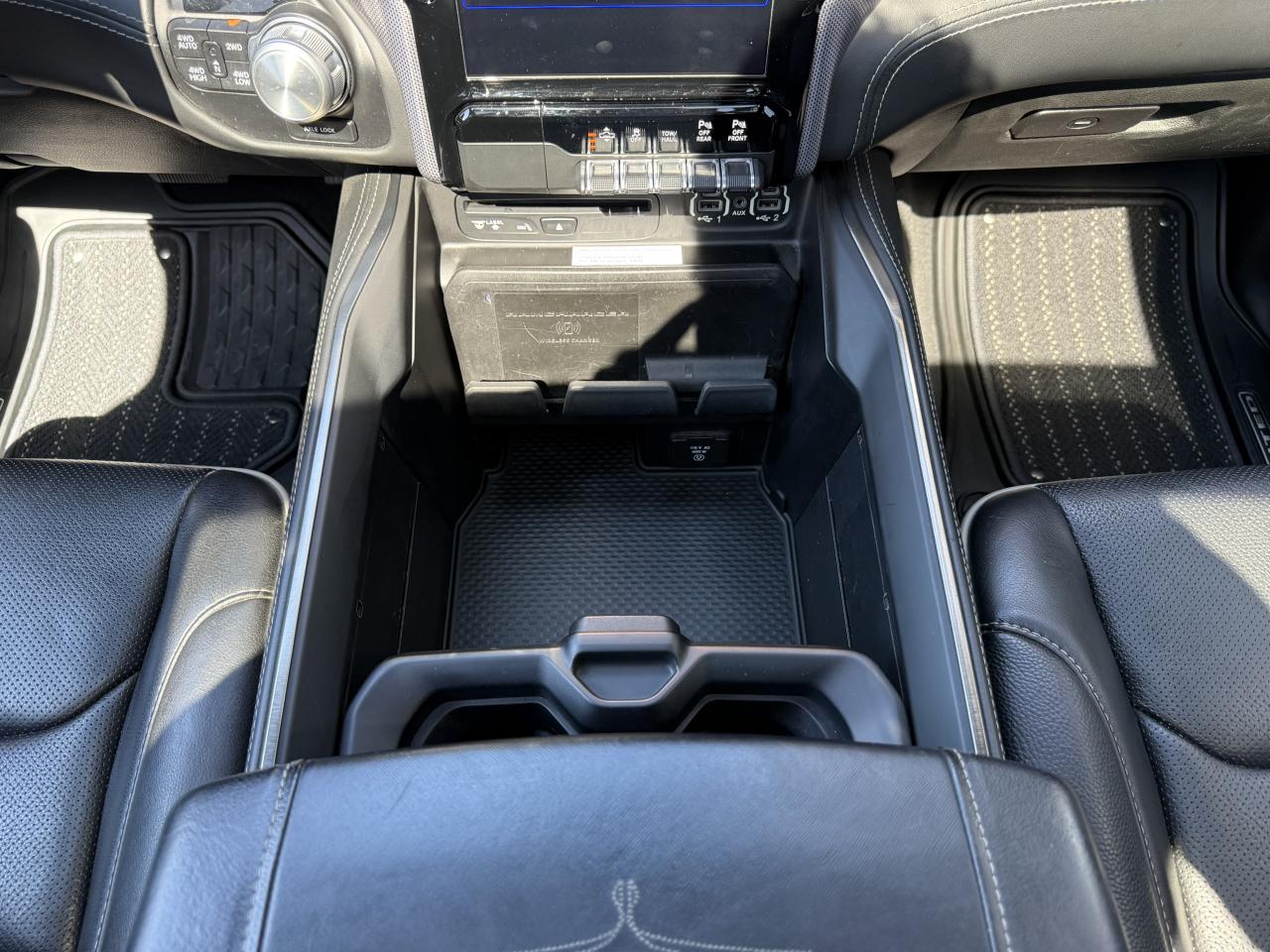 DODGE RAM 1500 CREW LIMITED