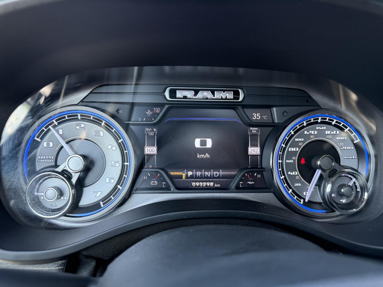 DODGE RAM 1500 CREW LIMITED