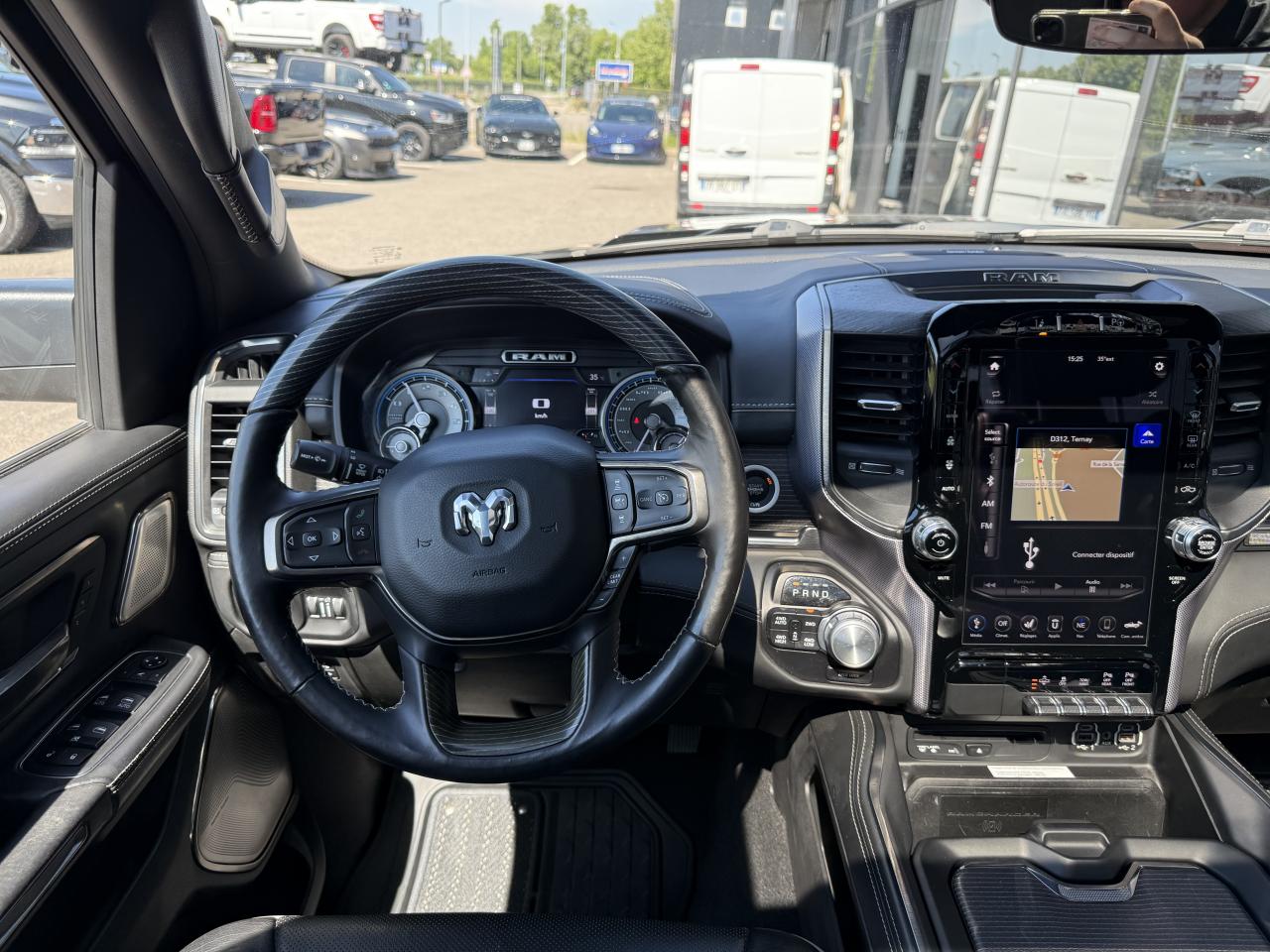 DODGE RAM 1500 CREW LIMITED