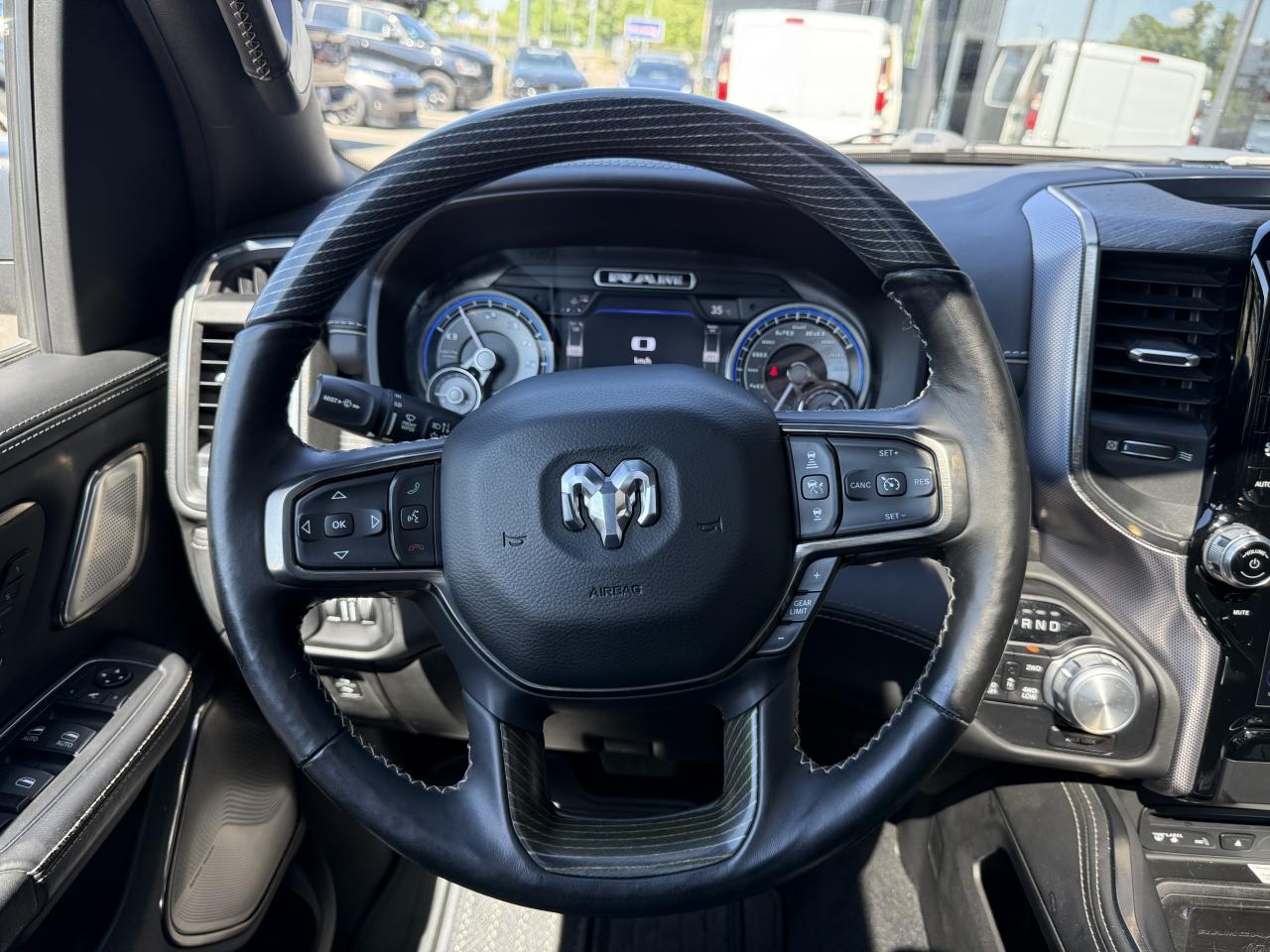 DODGE RAM 1500 CREW LIMITED