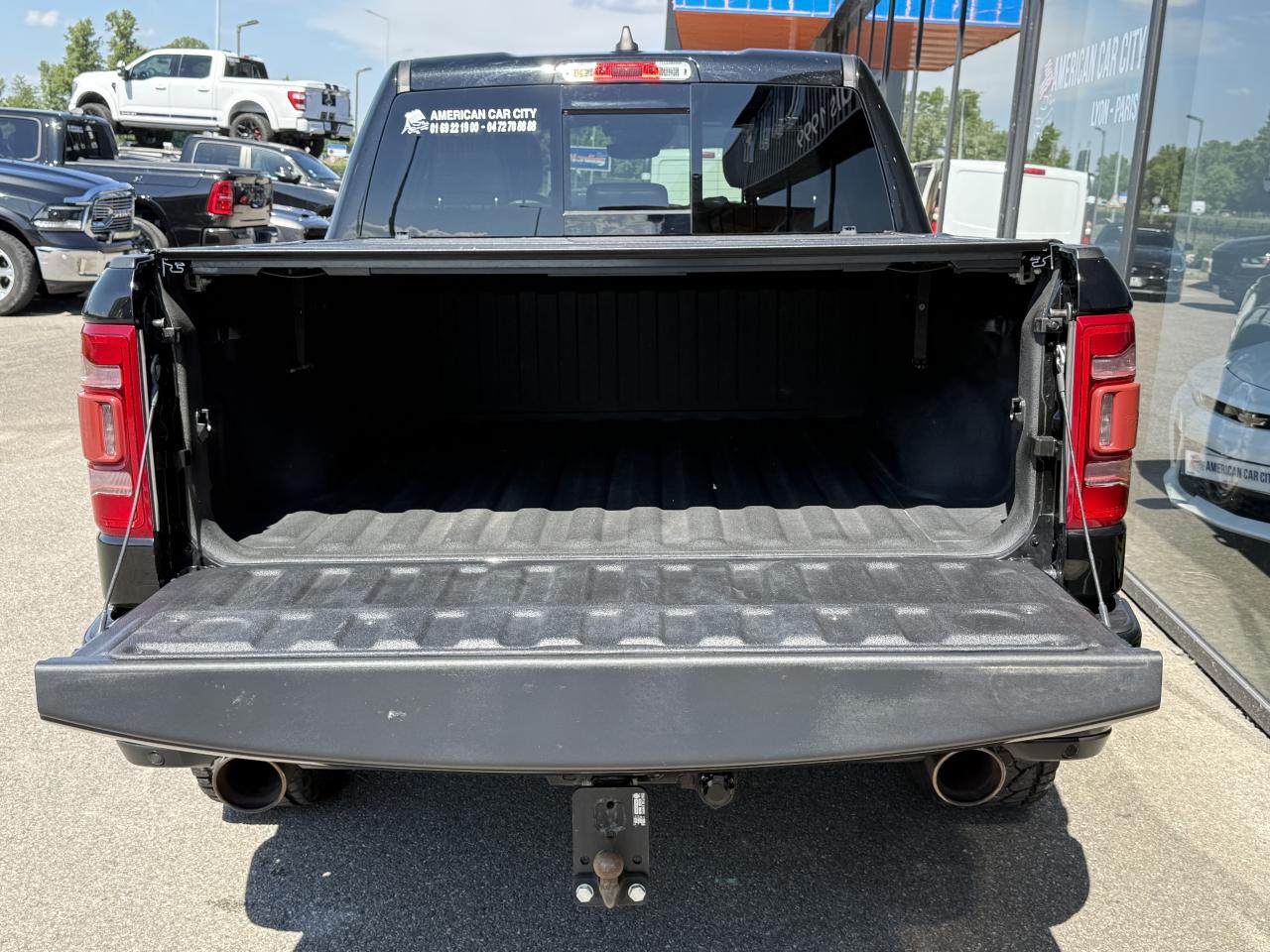 DODGE RAM 1500 CREW LIMITED