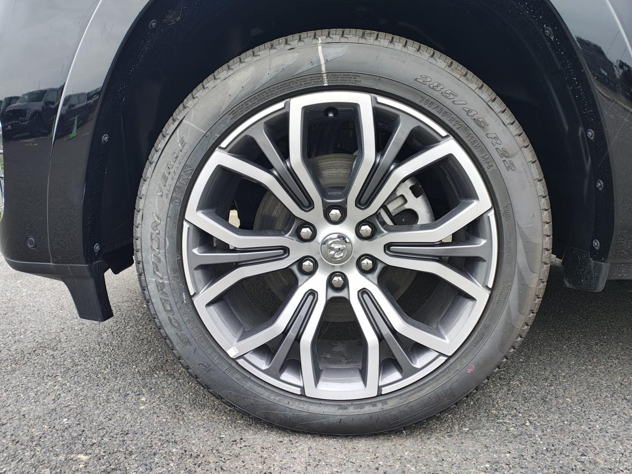 DODGE RAM 1500 CREW TUNGSTEN AIR RAMBOX