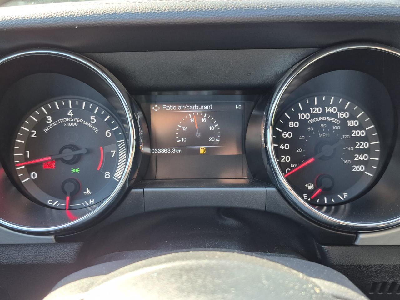 FORD MUSTANG GT FASTBACK V8 5.0L