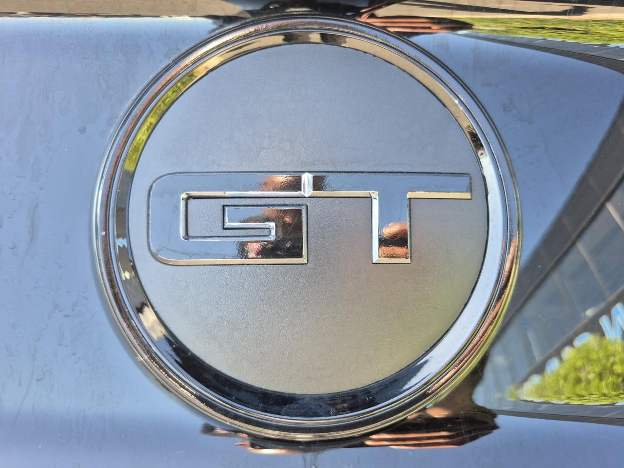 FORD MUSTANG GT FASTBACK V8 5.0L