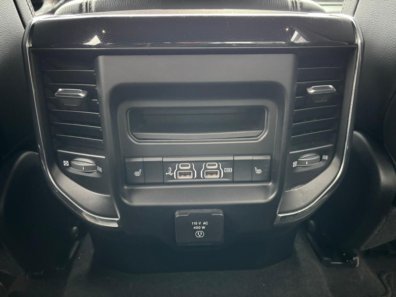 DODGE RAM 1500 CREW LARAMIE SPORT black package AIR