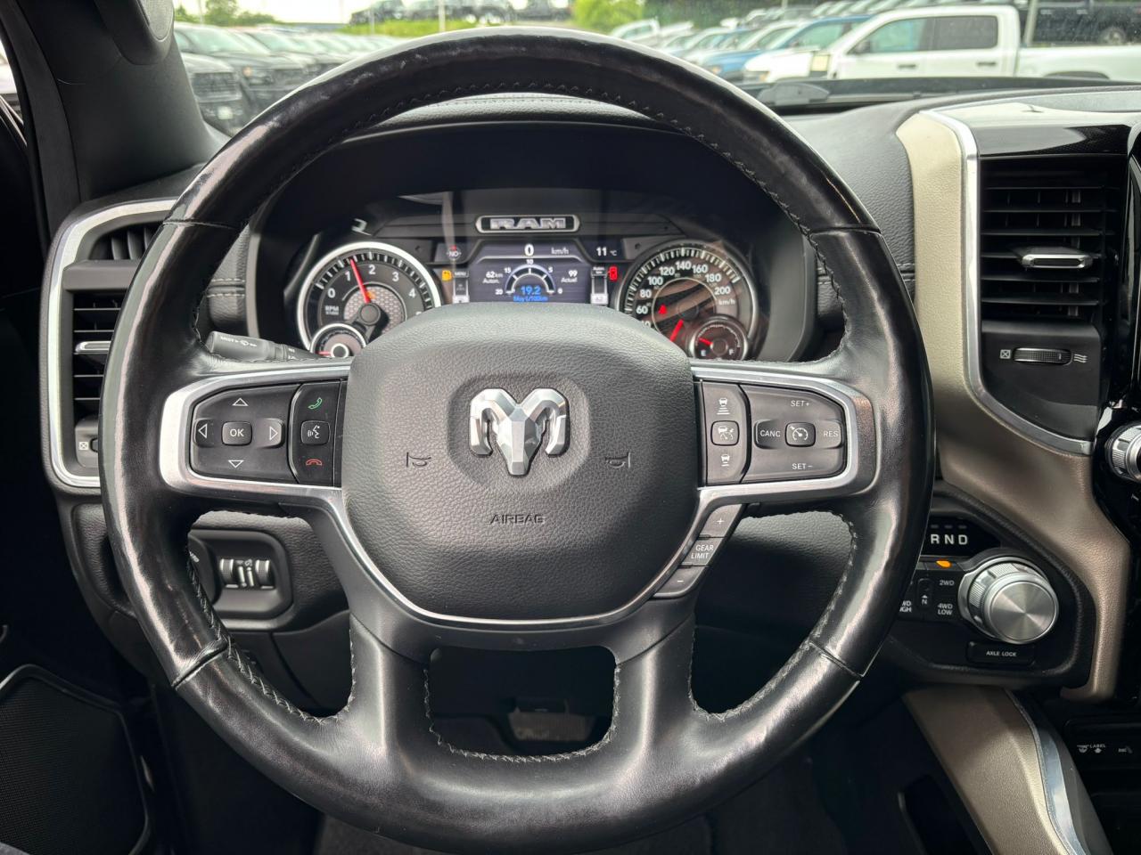 DODGE RAM 1500 CREW LARAMIE SPORT black package AIR