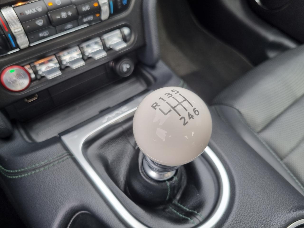 FORD MUSTANG Fastback 5.0 V8 - BULLITT