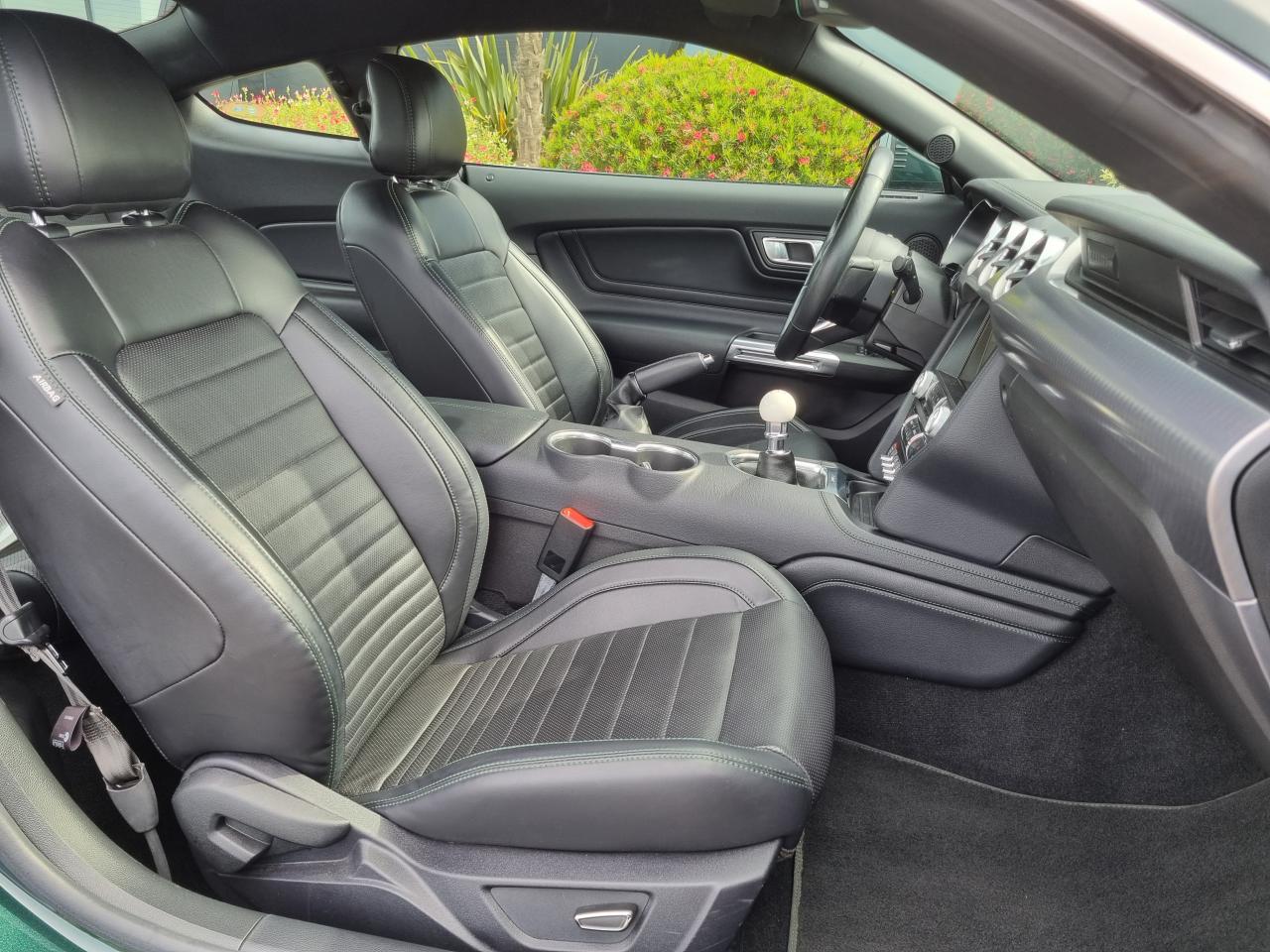 FORD MUSTANG Fastback 5.0 V8 - BULLITT