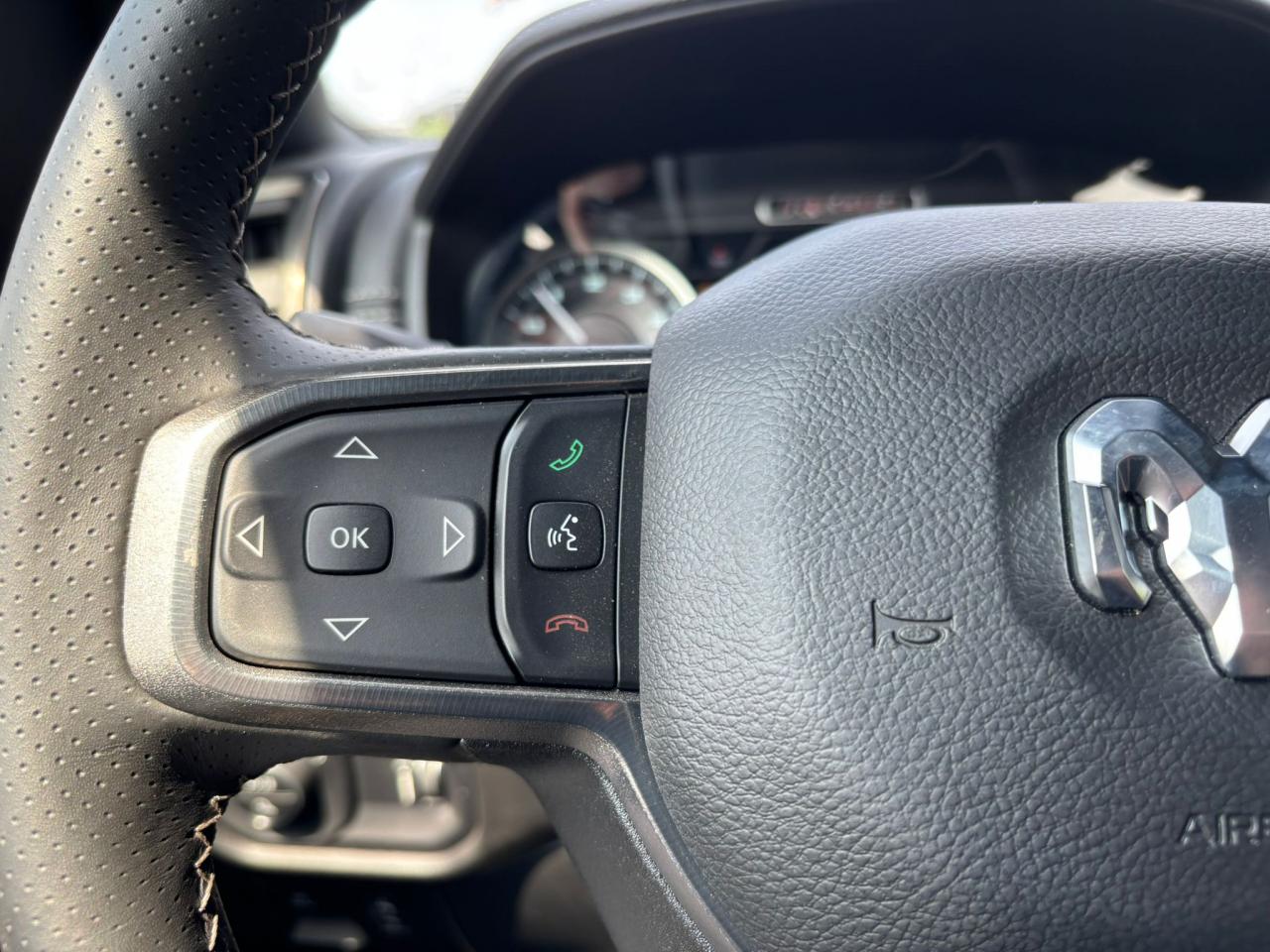 DODGE RAM 1500 CREW REBEL NIGHT EDITION AIR