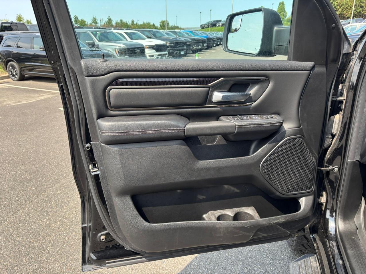 DODGE RAM 1500 CREW REBEL NIGHT EDITION AIR