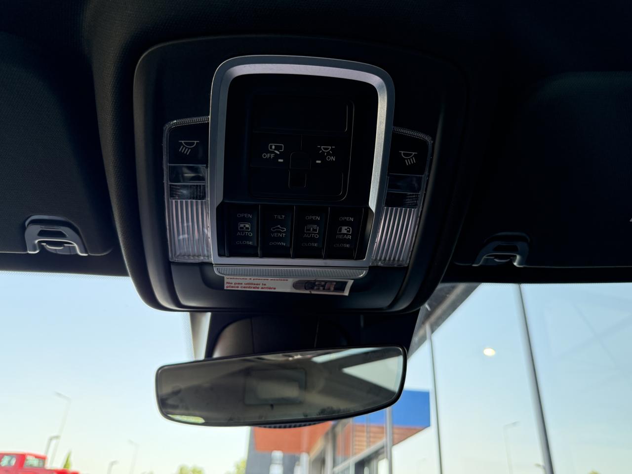 DODGE RAM 1500 CREW REBEL NIGHT EDITION AIR