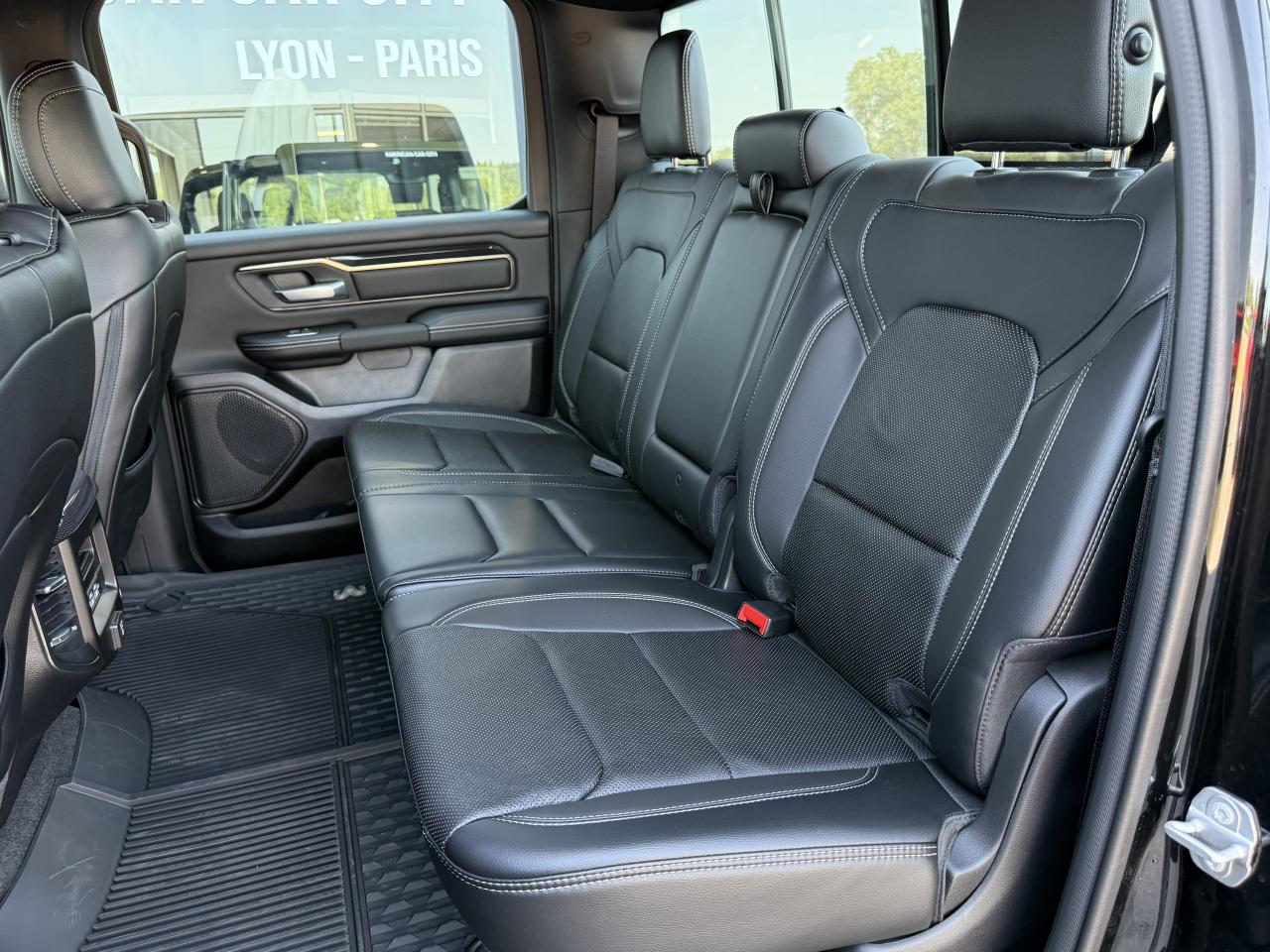 DODGE RAM 1500 CREW REBEL NIGHT EDITION AIR