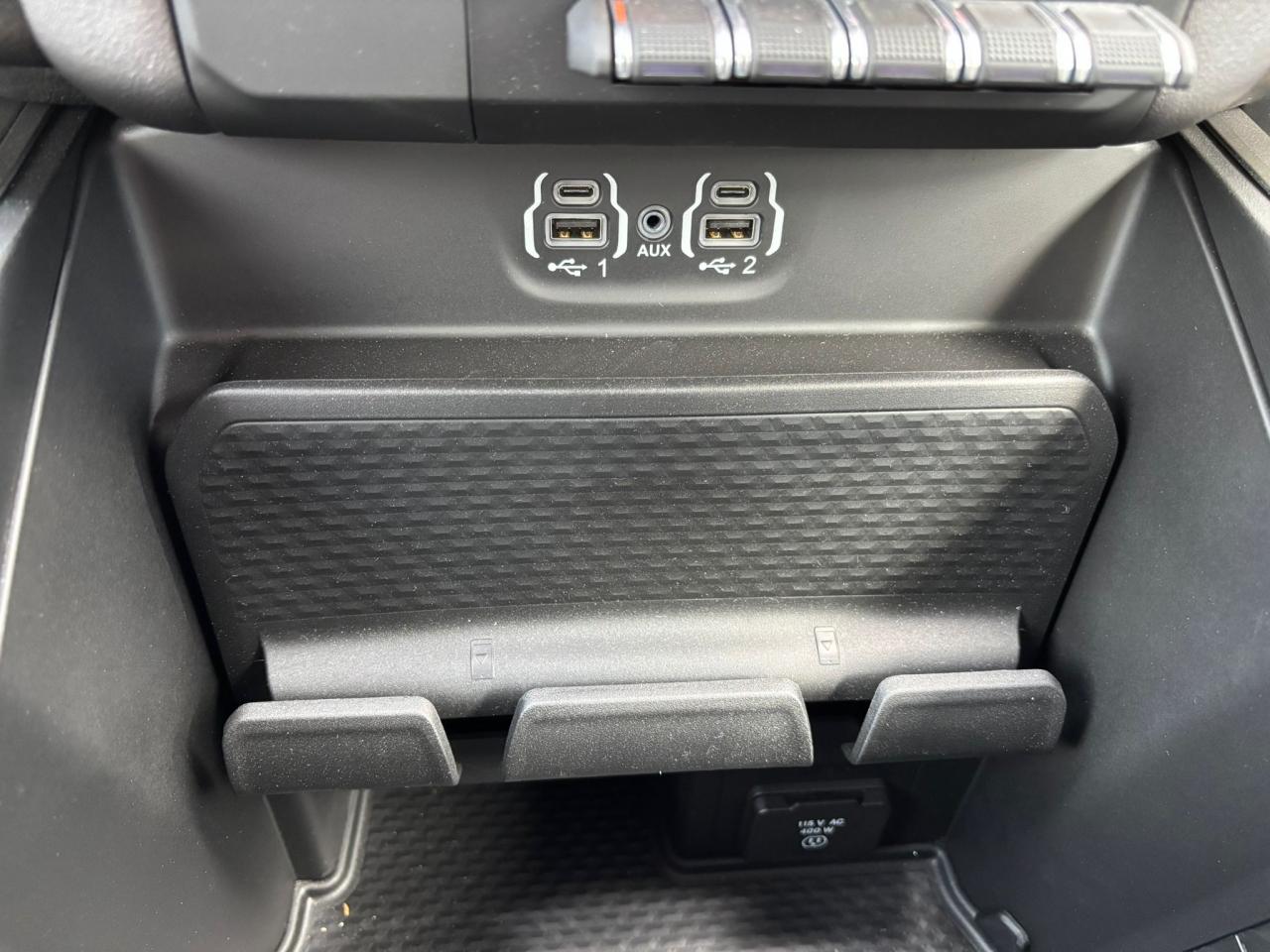 DODGE RAM 1500 CREW REBEL NIGHT EDITION AIR