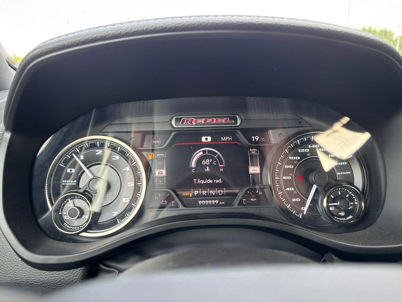 DODGE RAM 1500 CREW REBEL NIGHT EDITION AIR