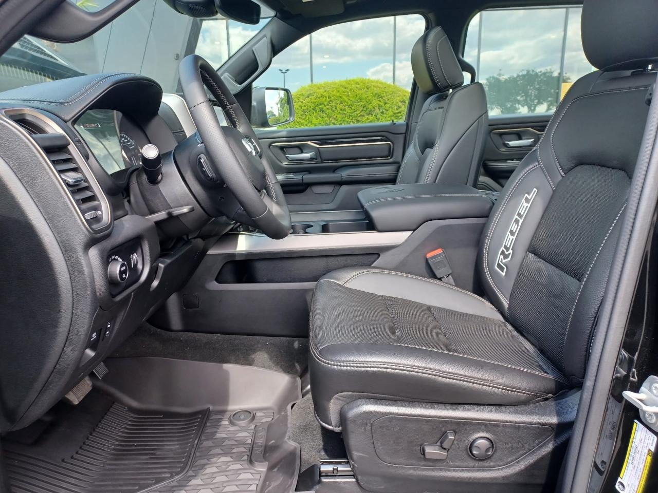 DODGE RAM 1500 CREW REBEL NIGHT EDITION AIR