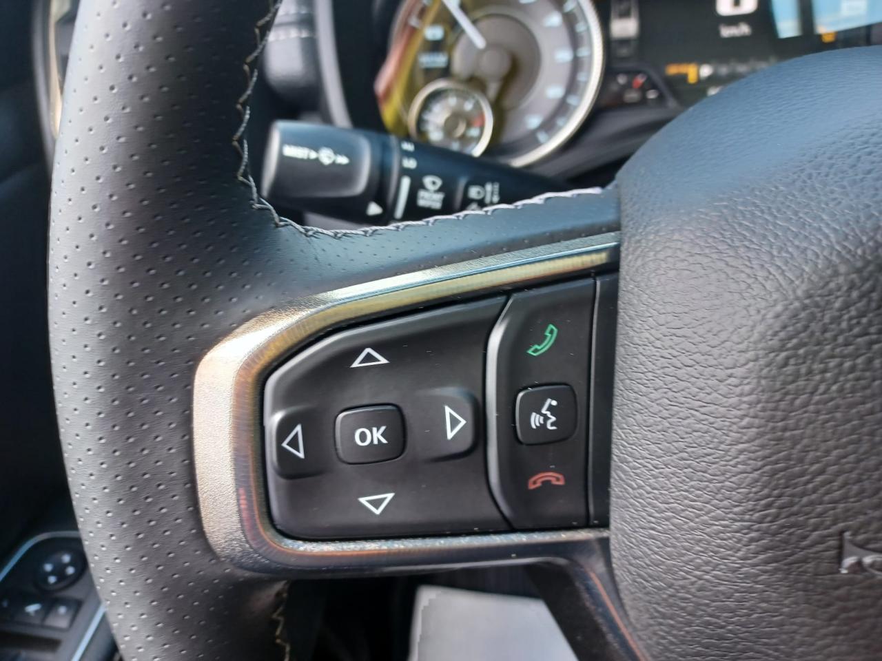 DODGE RAM 1500 CREW REBEL NIGHT EDITION AIR