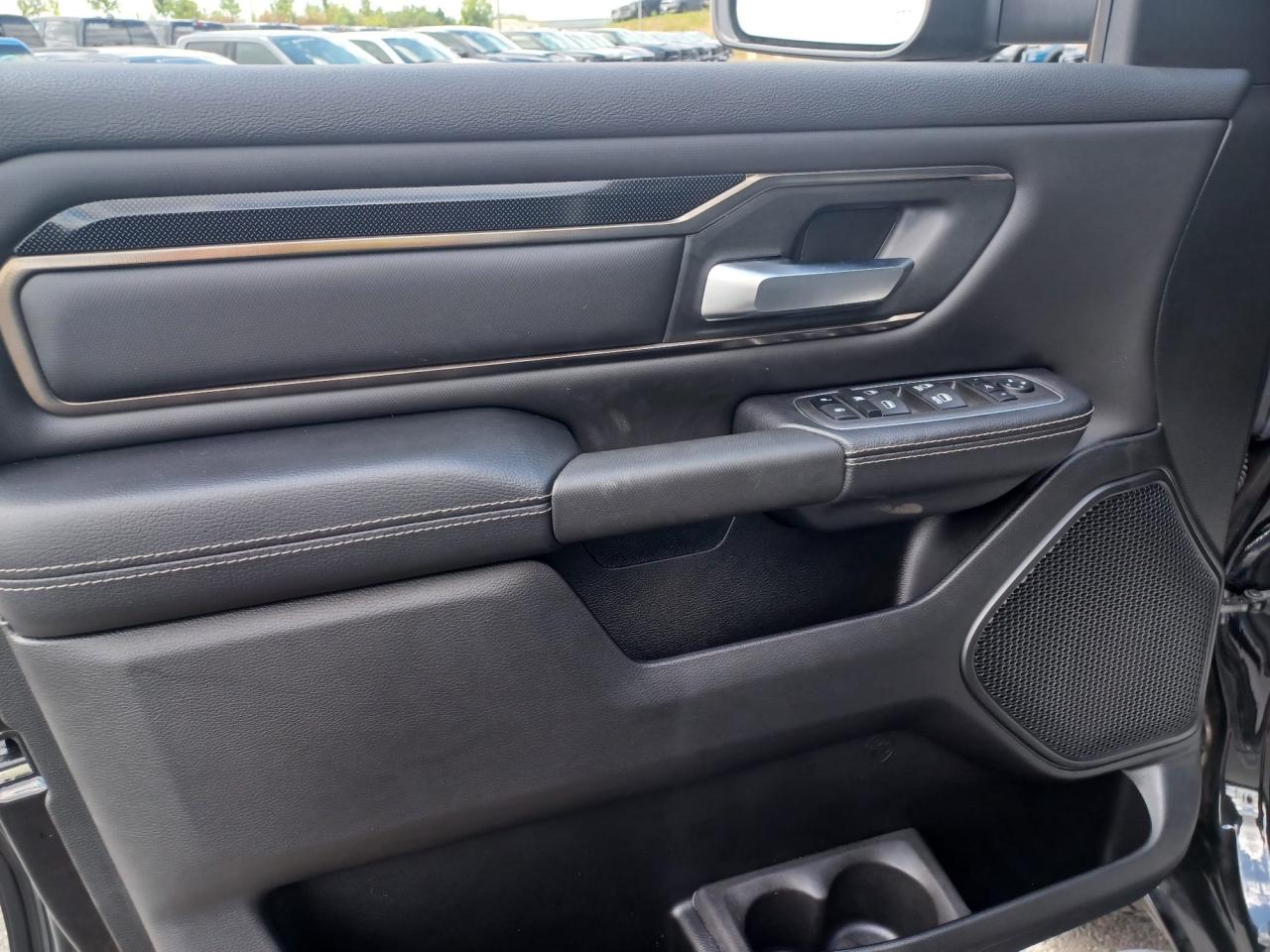 DODGE RAM 1500 CREW REBEL NIGHT EDITION AIR