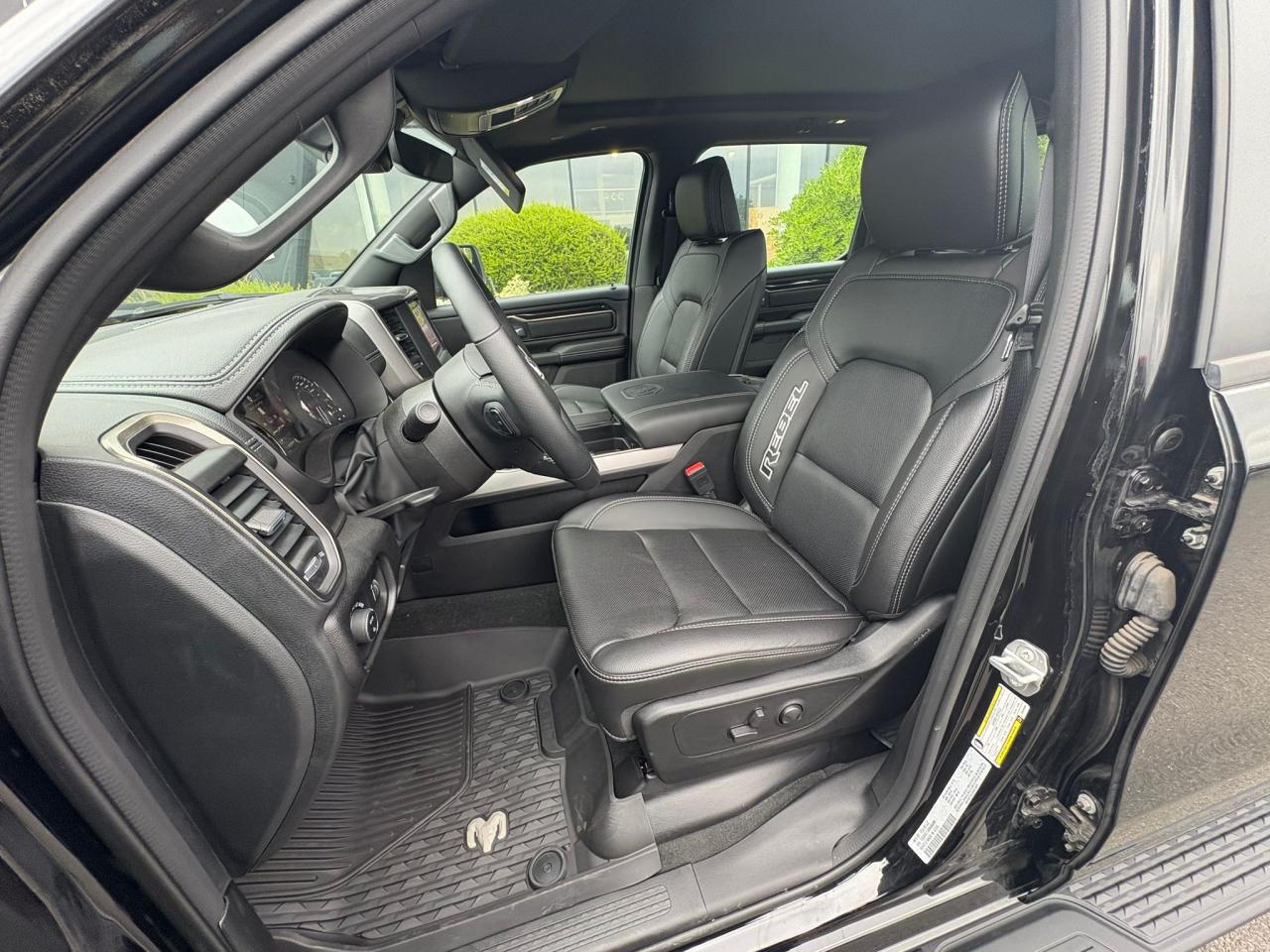 DODGE RAM 1500 CREW REBEL NIGHT EDITION AIR