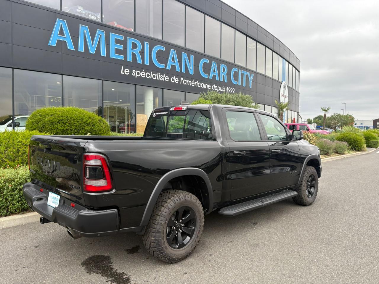 DODGE RAM 1500 CREW REBEL NIGHT EDITION AIR