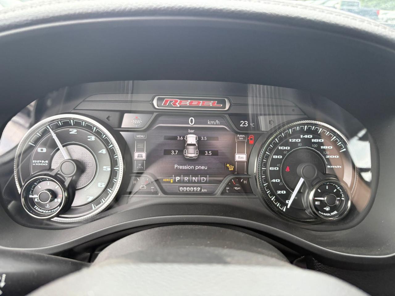 DODGE RAM 1500 CREW REBEL NIGHT EDITION AIR