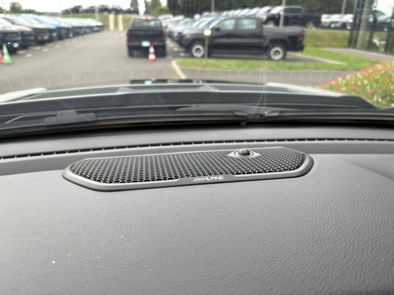 DODGE RAM 1500 CREW REBEL NIGHT EDITION AIR