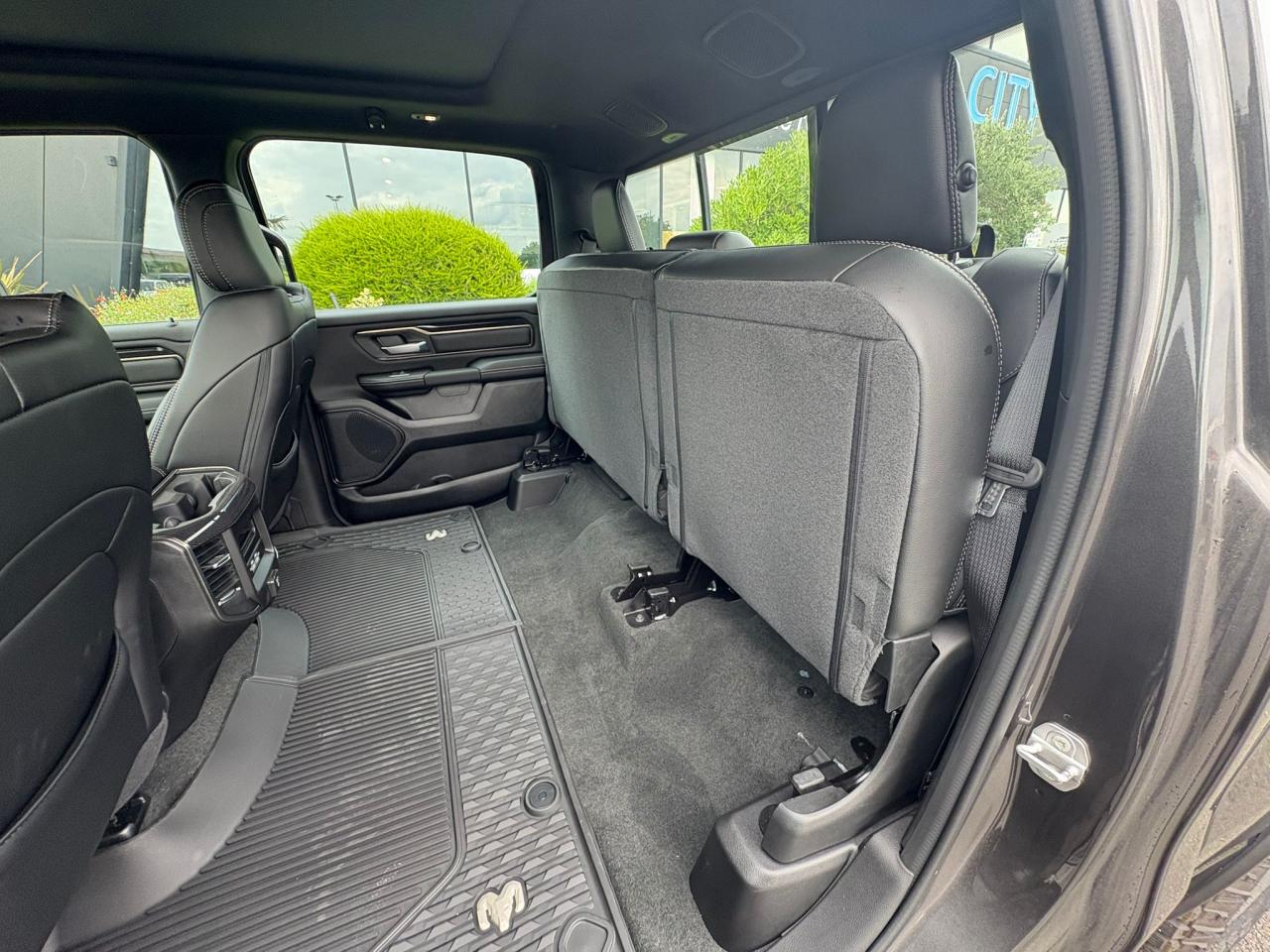 DODGE RAM 1500 CREW REBEL NIGHT EDITION AIR