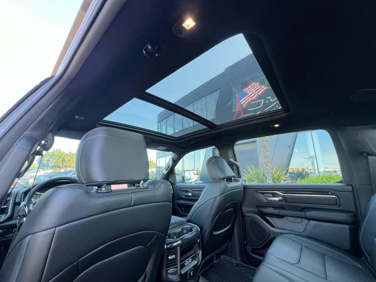 DODGE RAM 1500 CREW REBEL NIGHT EDITION AIR