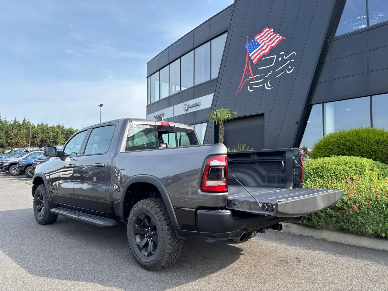 DODGE RAM 1500 CREW REBEL NIGHT EDITION AIR