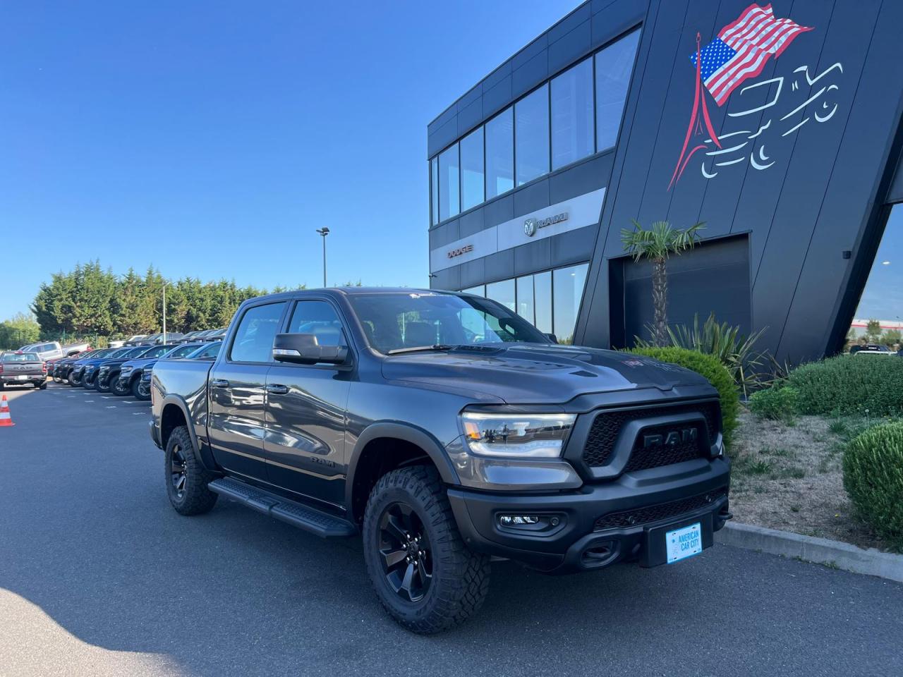DODGE RAM 1500 CREW REBEL NIGHT EDITION AIR