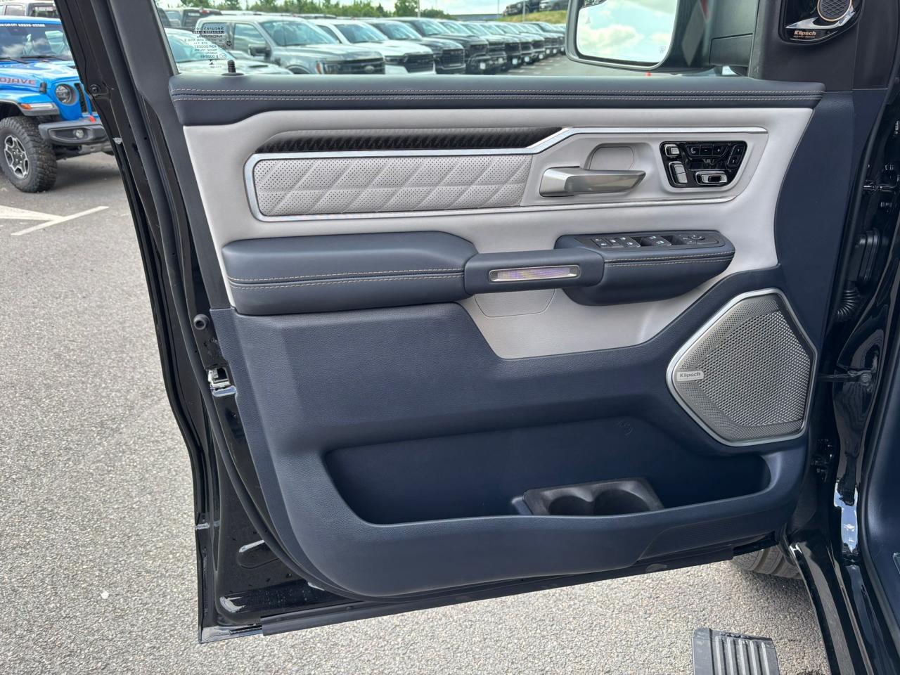 DODGE RAM TUNGSTEN AIR RAMBOX HAYON MULTI