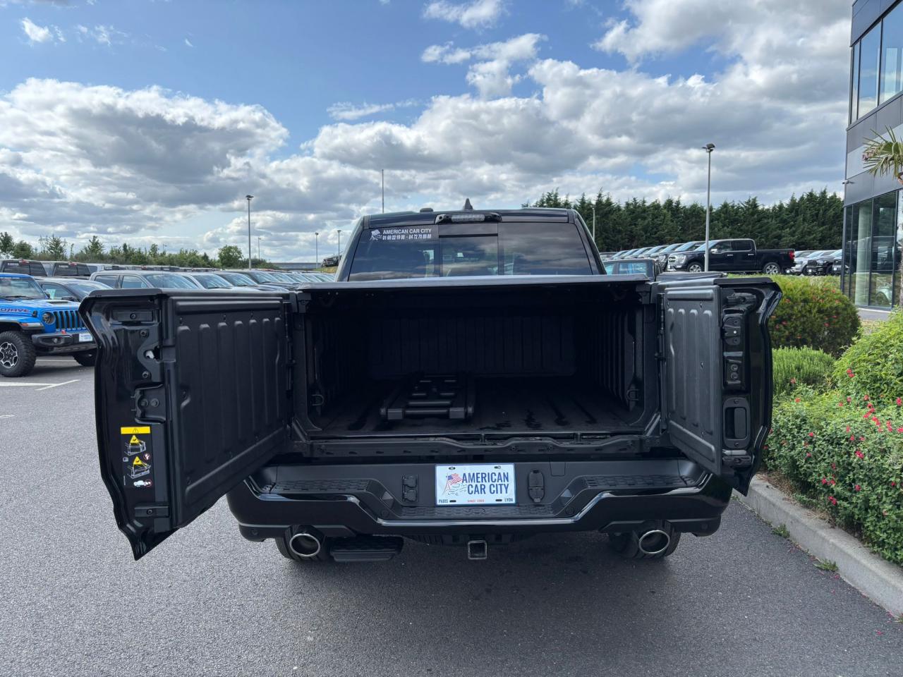 DODGE RAM TUNGSTEN AIR RAMBOX HAYON MULTI