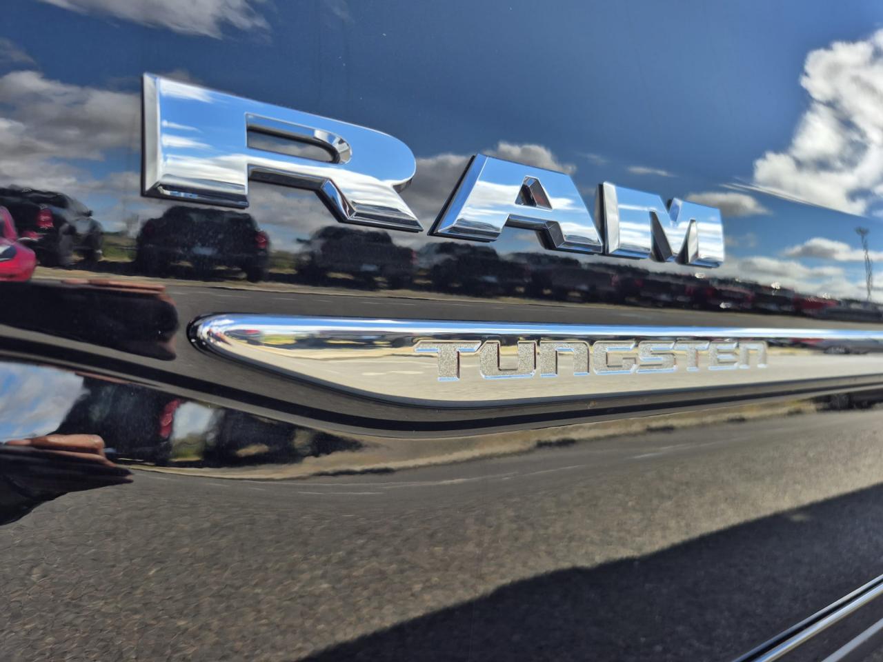 DODGE RAM TUNGSTEN AIR RAMBOX HAYON MULTI