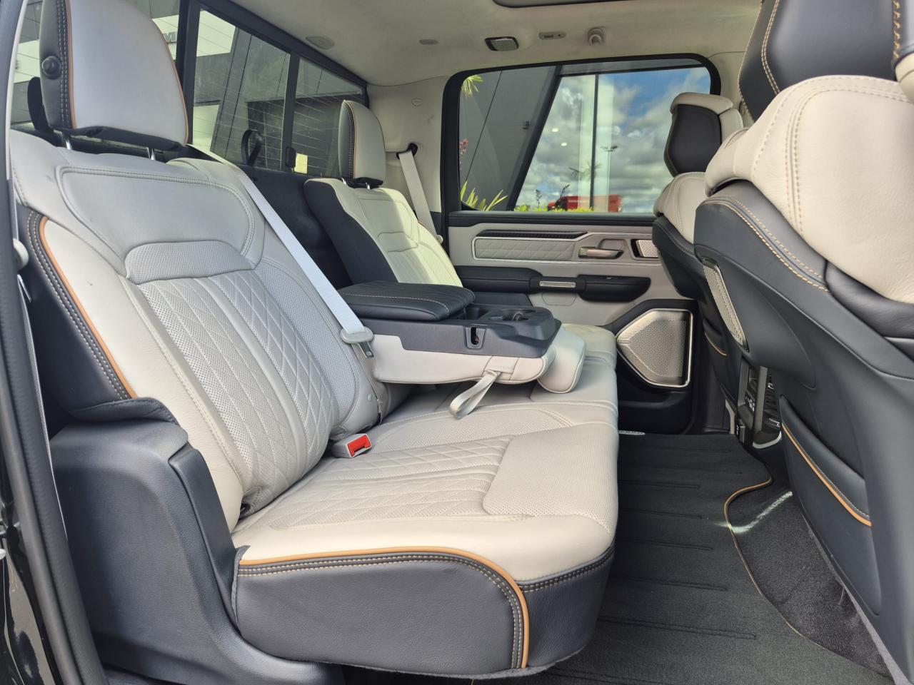 DODGE RAM TUNGSTEN AIR RAMBOX HAYON MULTI