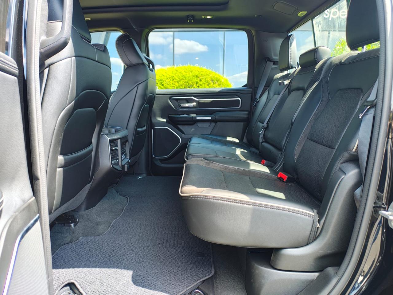 DODGE RAM 1500 CREW LARAMIE SPORT AIR ETORQUE