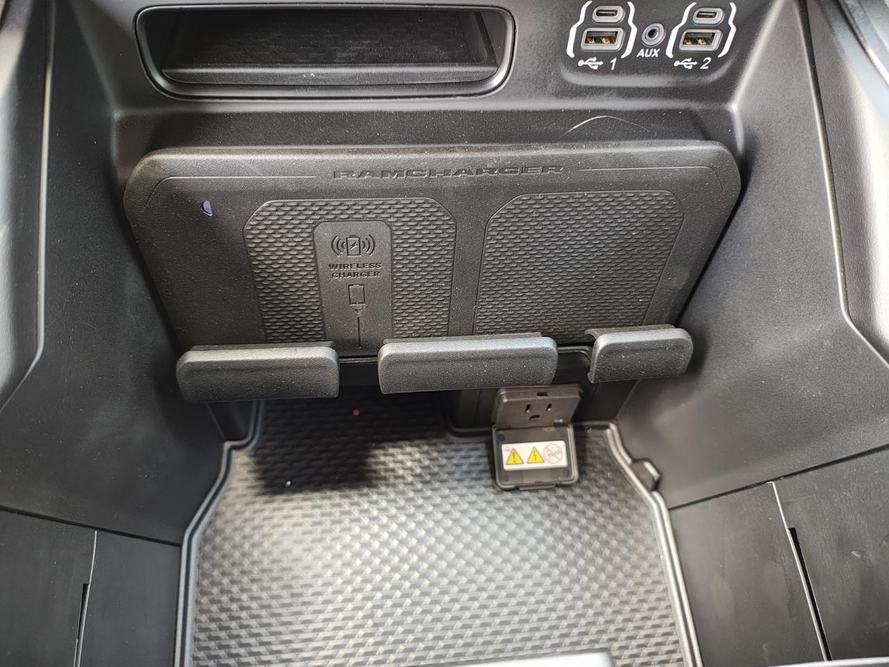 DODGE RAM 1500 CREW LARAMIE SPORT AIR ETORQUE