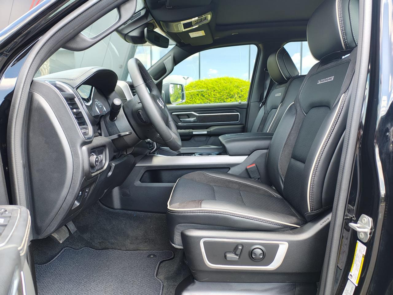 DODGE RAM 1500 CREW LARAMIE SPORT AIR ETORQUE