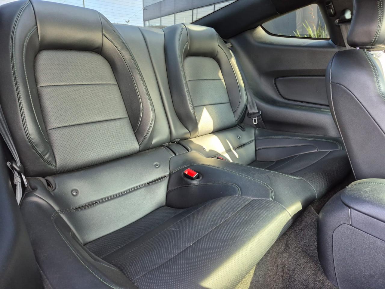 FORD MUSTANG Fastback 5.0 V8 - BULLITT