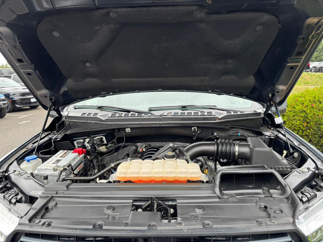 FORD F150 SuperCrew LARIAT Sport V8 5.0L Flexfuel