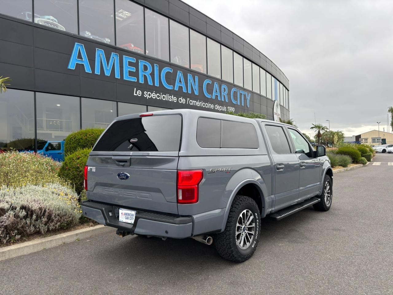 FORD F150 SuperCrew LARIAT Sport V8 5.0L Flexfuel