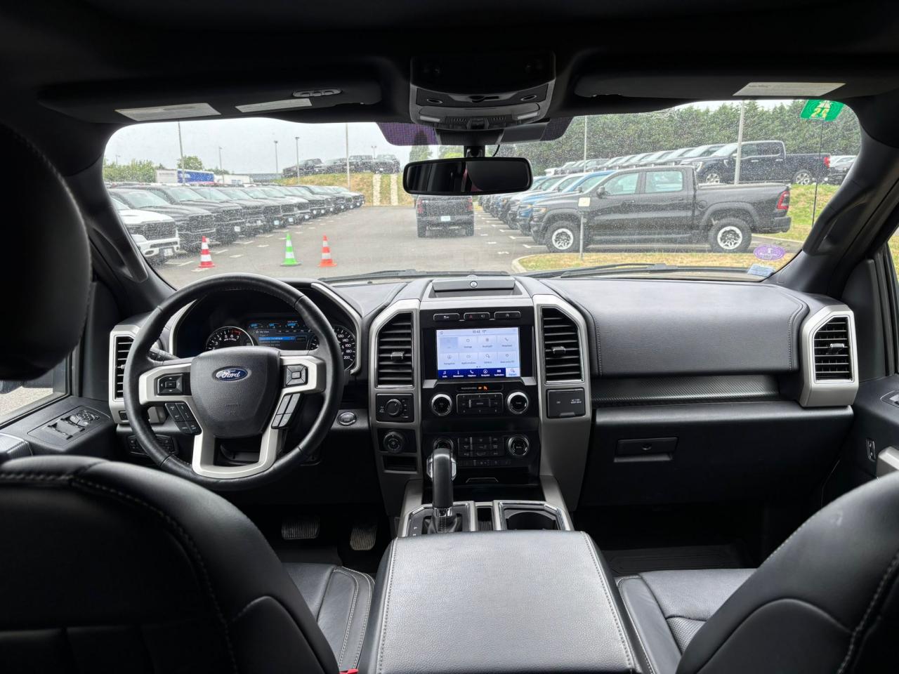 FORD F150 SuperCrew LARIAT Sport V8 5.0L Flexfuel